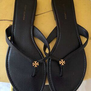 Tory Burch Capri Leather Flip-Flop Perfect Black 8